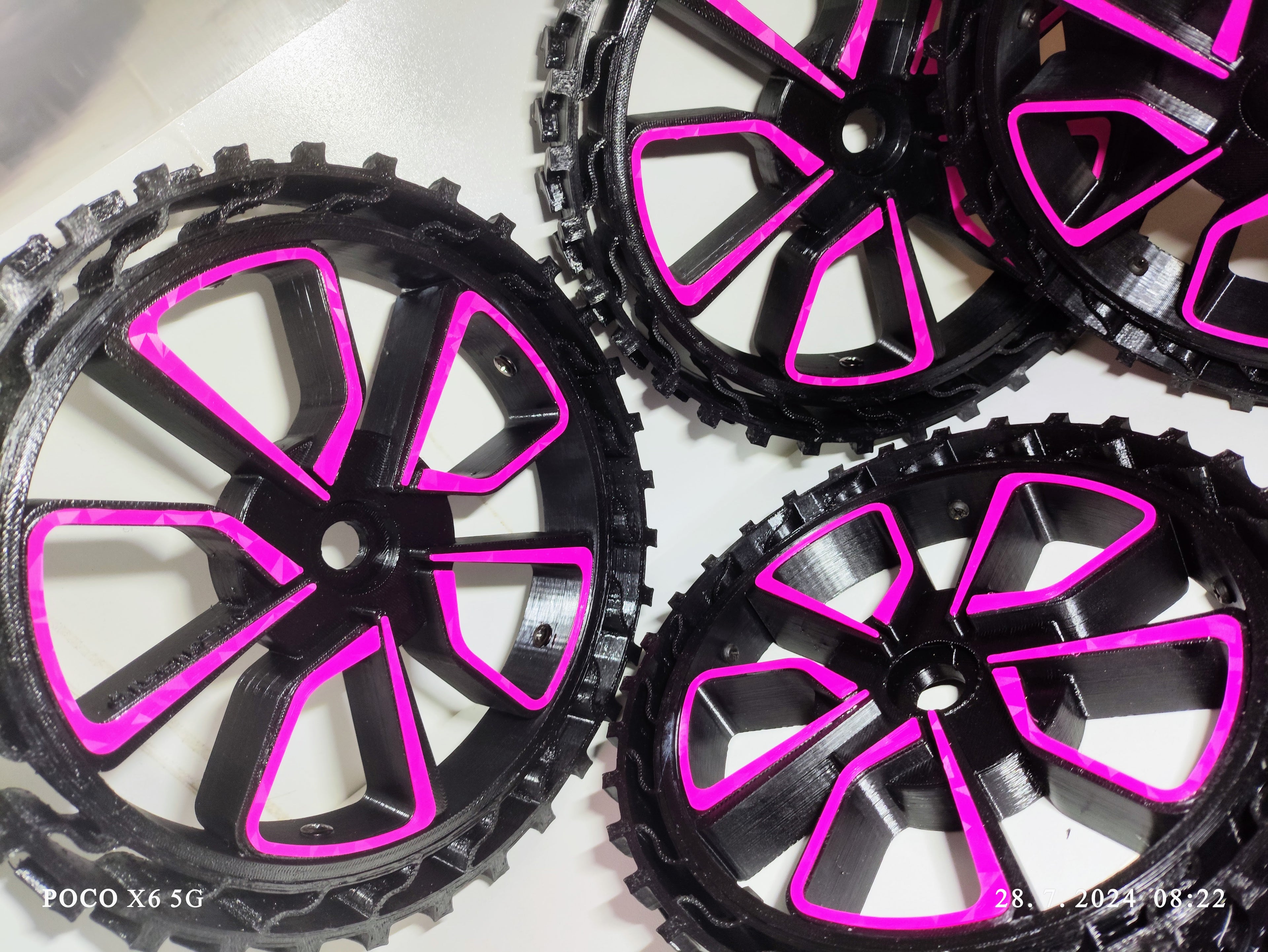 Husqvarna Automower spikes edition replacement  wheels set  for the 430x,450x,420,320,330x,320, EPOS